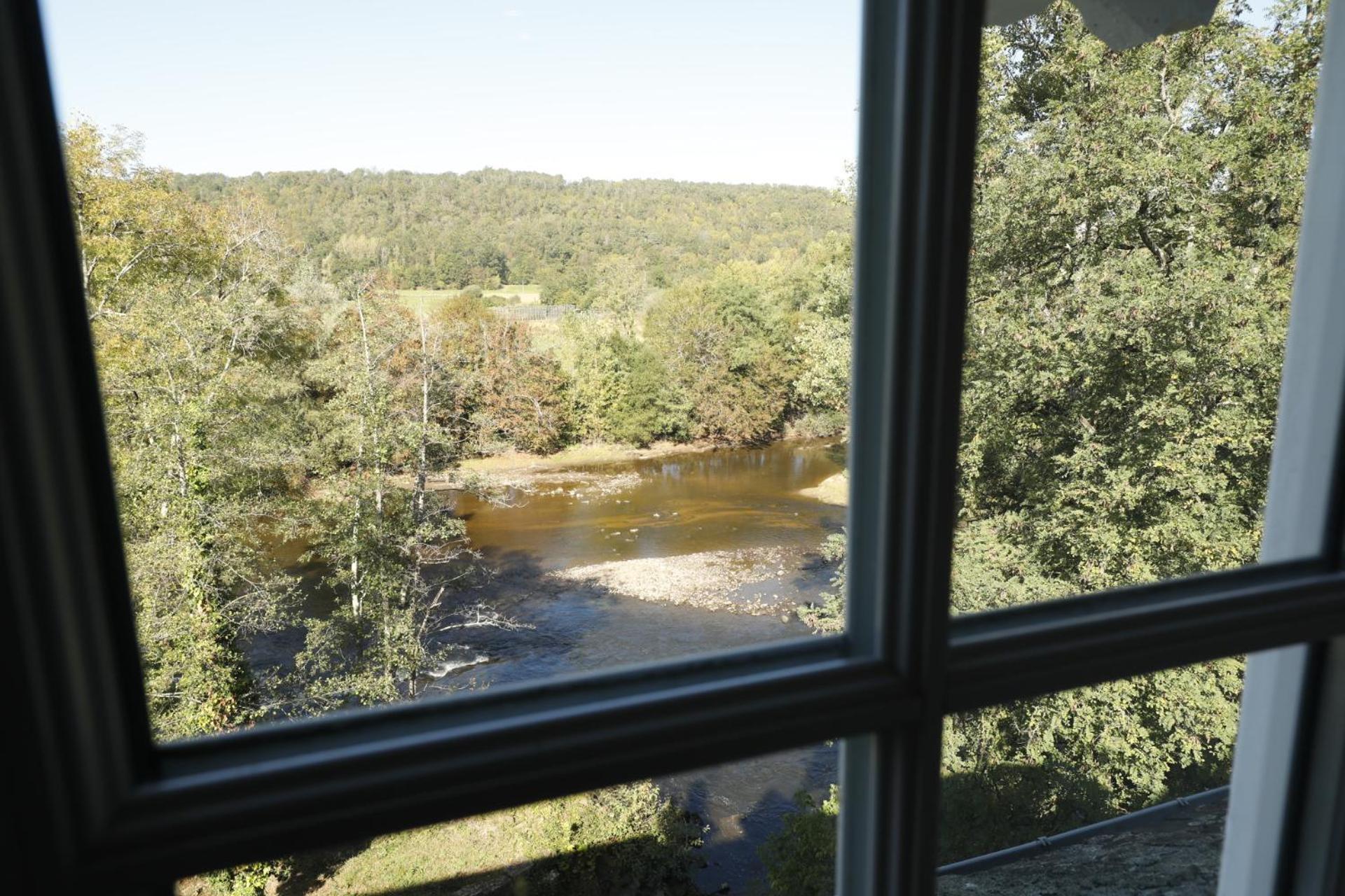 French Correze Moulin Bleu Hotel Saint-Pantaleon-de-Larche Luaran gambar