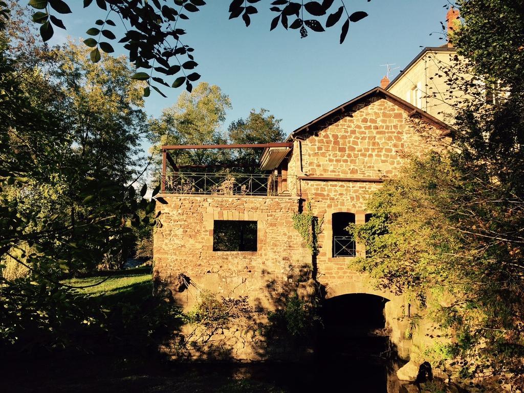French Correze Moulin Bleu Hotel Saint-Pantaleon-de-Larche Luaran gambar